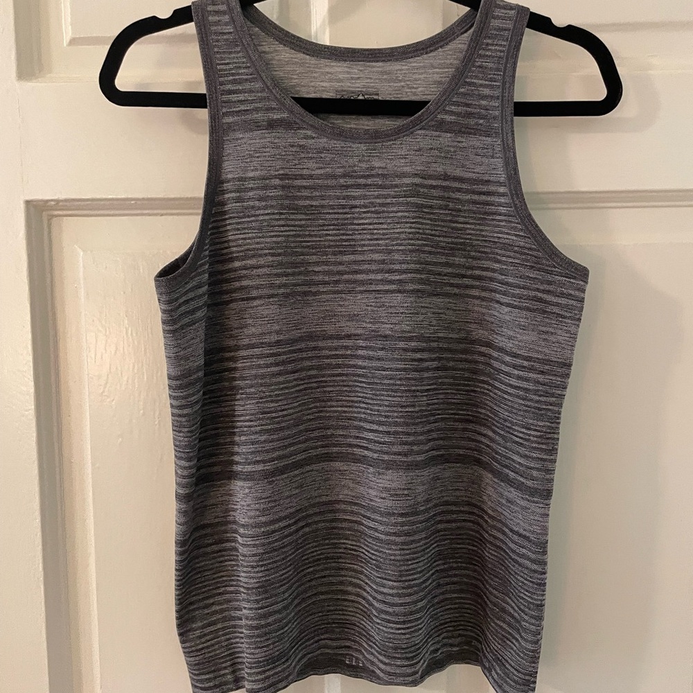 Patagonia base layer Seamless Dry Fit Tank Top - Grey Striped. 2/$30